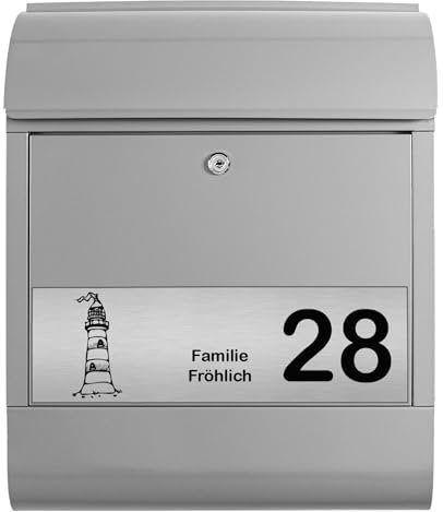 banjado® Briefkasten personalisiert mit graviertem Namensschild in Silber/Briefkasten silberfarben 39x47x14cm / Briefkasten mit Hausnummer, Namen & Motiv Leuchtturm/Briefkasten mit Zeitungsfach