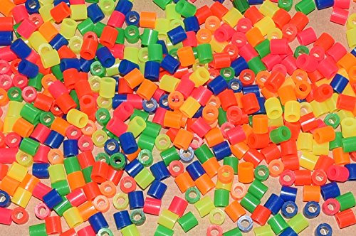MAXI Bügelperlen Beutel mit 1000 Stk Neon-Mix 72 Große Perlen für Kleinkinder ab 3 Jahren. Made in EU.