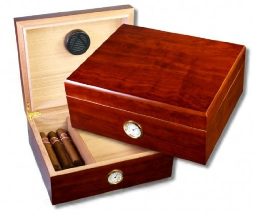 Lifestyle-Ambiente Walnut-Finish Humidor V-380