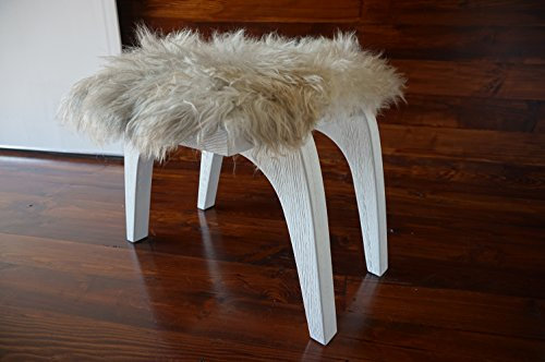 MILABERT Minimalistisch Weiß Eichenholz Hocker/Stuhl mit echtem geschweiften Cremeweiß Norwegisch Pelssau Schaffell - Designermöbel (S051606)