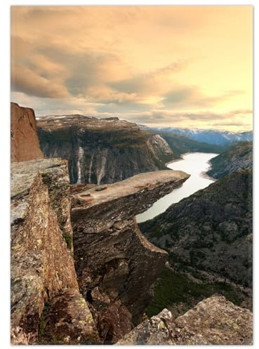 Wallario Rutschfester, Teppich mit Motiv - Fußmatte Felsvorsprung über Fjord, Größe 50 x 70 cm - flachgewebt