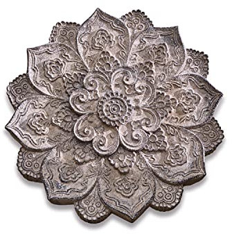 Loberon Wandornament Aubure, handgearbeiteter Wandschmuck, raffinierte Mandala-Muster, orientalisches Design, Gartenzubehör, Gartendekoration, Polyresin, grau