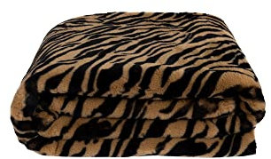 Reborn Tiger Decke – Doubleface Kunstfell Kuscheldecke – Flauschige und luxuriöse Fellimitat-Decke mit Baumwoll Innenseite - 140x190 cm – 820 Caramel – von ’zoeppritz since 1828’