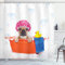 ABAKUHAUS Hundeliebhaber Duschvorhang, Hund Mit Einer Badewanne, Stoffliches Gewebe Badezimmerdekorationsset mit Haken, 175 x 240 cm, Orange Rosa Blau