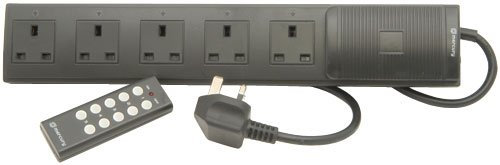 AVS120-2M 5 GANG EXTENSION LEAD WITH REMOTE CONTROL Conforms to BS1363/A and BS5733/A