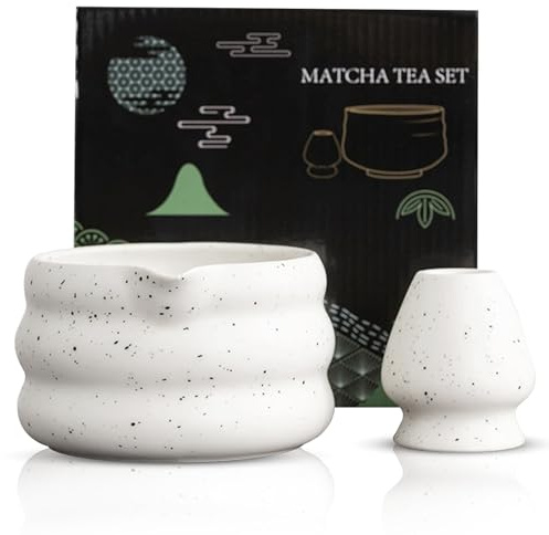 GOEDCH Ensemble de thé matcha en grès blanc : bols à matcha faits à la main, bol à matcha avec bec verseur, fouet à matcha, service à thé de qualité supérieure pour cérémonie du thé japonaise, en