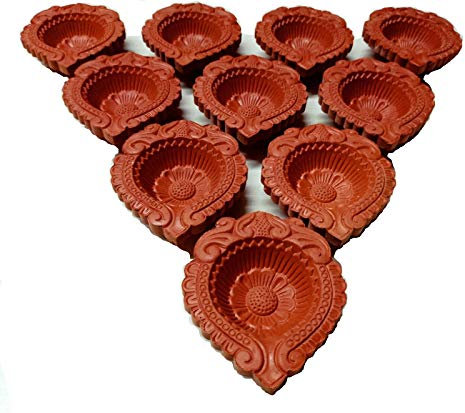 Amroha Crafts 10 Stück Diya Set aus Ton, handgefertigt, für Diwali/Deepawali Geschenk/Dekorationen/natürliche Erdöllampe/traditionelle Diyas für Pooja mit Baumwolldochten Batti