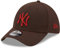 New Era - MLB New York Yankees League Essential 39Thirty Stretch Cap Farbe Braun, Größe S-M