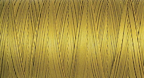 Guetermann 719803 0956 Quilting Thread 200mtr, Yellow, 2T200Q|956