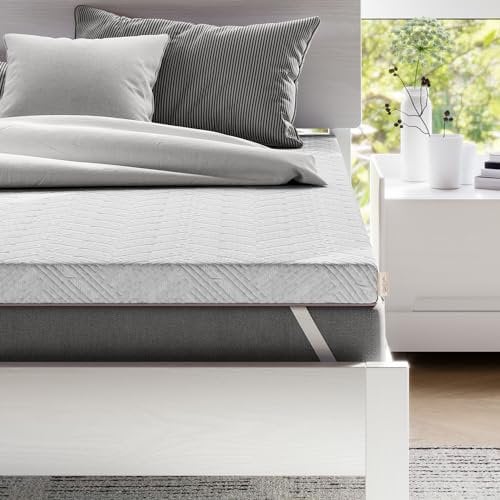 OWLLIGHT Egg Crate Mattress Topper Twin, 3 Inch Bamboo Charcoal Gel-Infused Memory Foam Mattress Topper Twin, CertiPUR-US Certified Removable & Washable Soft Cover, Relieve Pressure Points