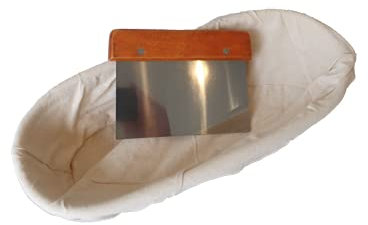 Suuted Gärkorb aus natürlichem Peddigrohr (oval, 34x16 cm) mit Leineneinsatz und hochwertigem Teigschaber
