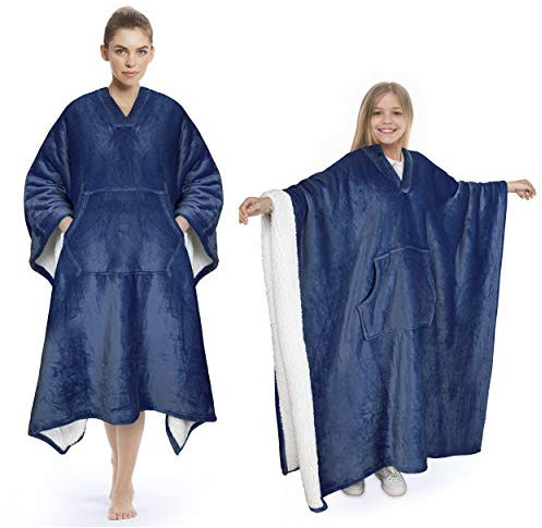 Catalonia Classy Tragbare Poncho Decke KuschelDecke Zum Anziehen Flauschig Warmer Tragbare Sherpa decke mit Fronttasche Winter Geschenke für Erwachsene Frauen Männer Kinder