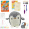 SUEOUX Häkelnadel Set für Anfänger, Häkelset für Tiere, Anfängerset zum Häkeln Geschenk für Geburtstage, Häkeln für DIY Häkelsets für Erwachsene mit Schritt-für-Schritt Videoanleitungen (grau Pinguin)