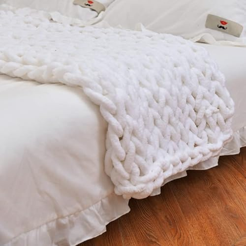 Chunky Strickdecke 102 x 152 cm, Handgestrickte warme Chenille-Decke, Wohnaccessoire aus weichem, dickem Garn, weiche und atmungsaktive Fleecedecke, Sofa, Bett oder Couch (Weiß)