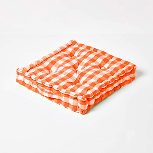 Homescapes Sitzkissen 40 x 40 cm, orange-weiß Kariertes Bodenkissen Gingham, extra Dickes Stuhlkissen mit Karo-Muster, Sitzpolster aus 100% Baumwolle mit Polyester-Füllung, Sitzerhöhung, 10 cm hoch