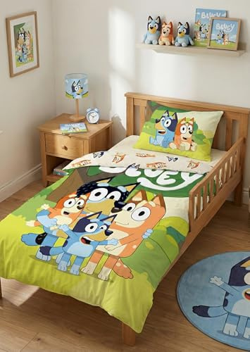 Bluey Babybettwäsche 100x135 + Kissenbezug 40x60 Baumwolle Familie Heeler | Wendbare Baby-Bettwäsche | Die Heeler-Familie im Garten | Naturbaumwolle weich atmungsaktiv Oeko-Tex | 0-3 Jahre