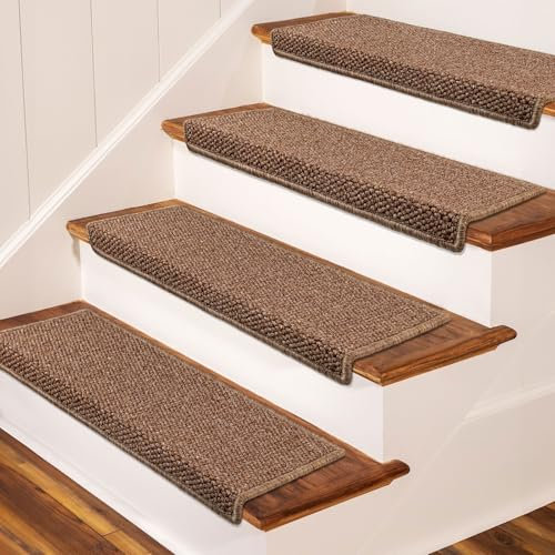Brakki Bullnose - Alfombra antideslizante para peldaños de madera en interiores, alfombras suaves para mascotas, protectores de escaleras, lavable, 29.5 x 9.5 x 1.5 pulgadas, 2 unidades, color marrón