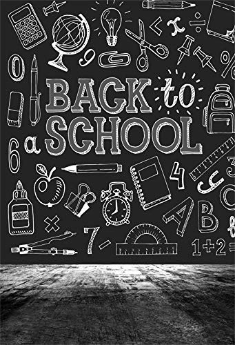 Laeacco Schwarzer Hintergrund zum Schulanfang, 1,5 x 2,1 m – Vintage-Kreidetafel-Fotohintergrund mit weißer Kreide, Kritzeleien Happy First Day of School, Banner für Studenten-Porträts