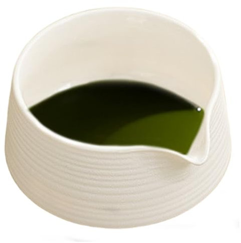 Xoeryoy Matcha Bowl with Spout, 500ml Ceramic Matcha Mixing Bowl with Non Slip Base for Teestoom Kitchen