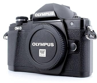 Olympus OM-D E-M10 Mark II Kit, Micro Four Thirds Systemkamera (16 Megapixel, 5-Achsen Bildstabilisator, elektronischer Sucher) + M.Zuiko 14-42mm EZ Zoomobjektiv, schwarz