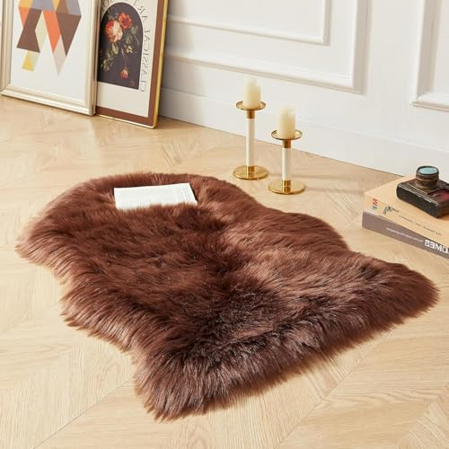 JXLOULAN Faux Lammfell Schaffell Teppich Dunkelbraun 50x80 cm, Longhair Flauschiger Fell Teppiche Wohnzimmer Deko Weicher für Stühle Sofa Schlafzimmer Kinderzimmer
