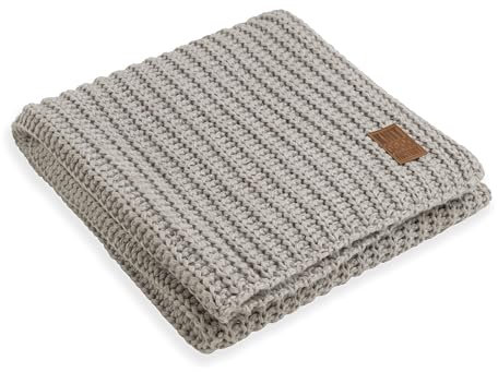 KNIT FACTORY - Cody Gestrickte Decke - Wohndecke - Kuscheldecke - Gestrickte Sofadecke - Plaid aus Wolle - Wolldecke - Iced Clay - 160x130 cm