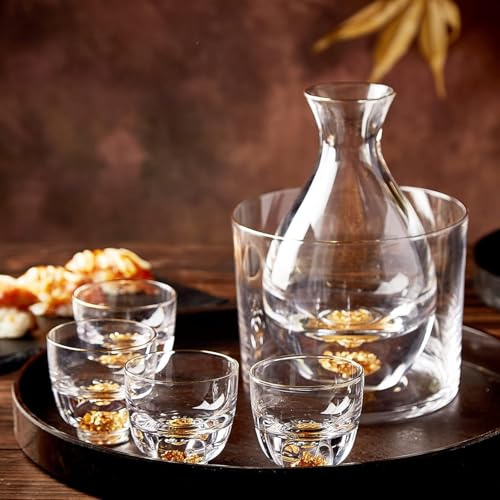 DUJUST Juego de Sake para 4, Vaso de Sake de Cristal Decorado con Copos de Hojas de Oro de 24K, 1 Botella, 1 Tanque y 4 Tazas, Jarra para Sake Frío, Hermoso y Lujoso Juego de Regalos Japoneses - 6 Pcs