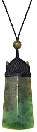 81stgeneration Unisex Geschnitzte Nephrit Jade Grünstein Maori Lange Toki-Klinge Anhänger Halskette