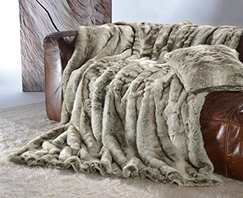 Wohnen & Accessoires Edle Premium Felldecke aus Webpelz Grauwolf 220x240cm