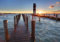 wandmotiv24 Fototapete Leuchtturm meer, XS 150 x 105cm - 3 Teile, Wanddeko, Wandbild, Wandtapete, Pier, Abendhimmel M0238