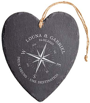 Casa Vivente Plaque en Ardoise Naturelle en Forme de Cœur avec Gravure, Motif Rose des Vents, Personnalisé avec 2 Noms et 1 Date, 23 x 27 CM