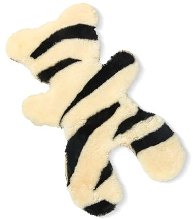 Fellhof® Babyunterlage BÄRLIBU für Babyschale und Babywanne aus 100% Merino-Lammfell mit rutschfester Unterseite in Bärenform, waschbar zebra