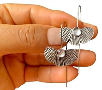 ꧁ GINGKO BLATT MIT TAUTROPFEN ꧂ einmalige Ohrringe mit integrierten Haken