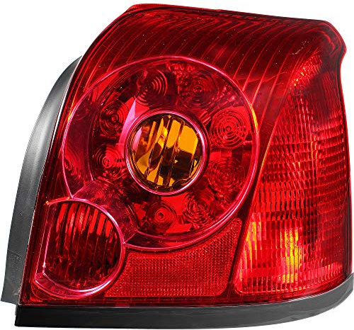 Rückleuchte Heckleuchte rechts für Avensis Typ T25 Bj. 04.03-06.06