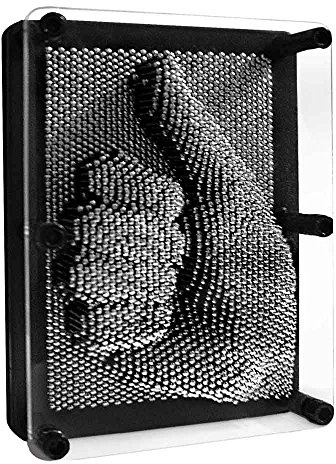 InGenious Pin Art 2400 Pins Executive Desk Toy 3D Metal Image Sculpture Maker