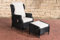 CLP Polyrattan-Sessel Breno Mit Sitzpolster Und Fußhocker I Relaxsessel Mit Verstellbarer Rückenlehne, Farbe:schwarz, Polsterfarbe:Cremeweiß