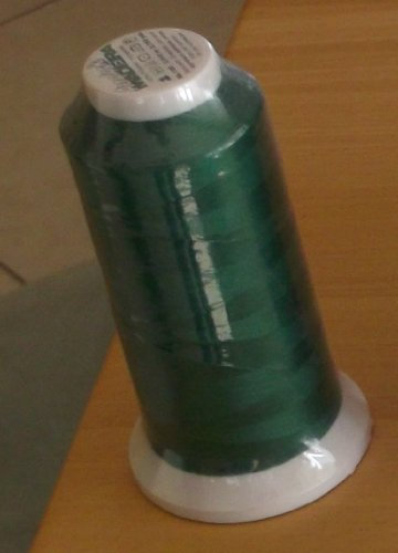 Madeira Aerolock 125 FARBE 8500 - GRÜN Overlockgarn 2500 Meter - 100%Polyester