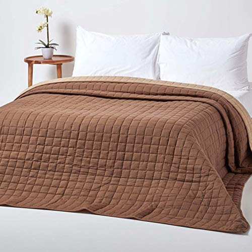 HOMESCAPES - 100% Cotton Reversible Twin Colour Quilted Bedspread Throw - Chocolate & Light Brown - Single 150 x 200 cm - Washable Bedding Sofa Throw