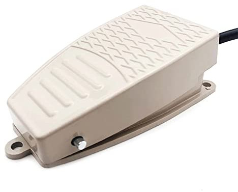 Tiardey Interruttore a pedale, 380 V CA 220 V CC Interruttore a pedale normalmente aperto Alloggiamento in alluminio Interruttore a pedale momentaneo per macchine utensili