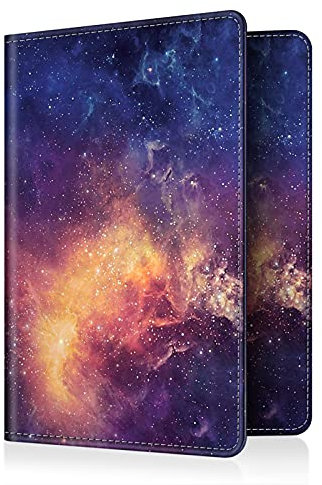 FINTIE Reisepass Impfpass Schutzhülle - Premium Kunstleder Reisepasshülle Travel Organizer mit RFID-Blockier für Kreditkarten, Ausweis, Reisedokumente Damen Herren, Die Galaxie