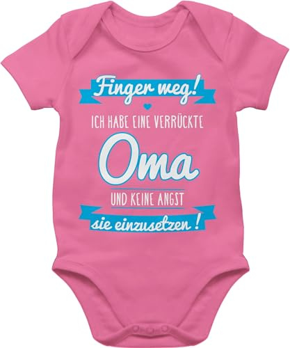 Shirtracer - Baby Body Kurzarm - Sprüche - Ich habe eine verrückte Oma blau
