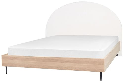 Beliani Bett weiß/helles Holz 180 x 200 cm gepolstertes Kopfteil Holzrahmen Millay