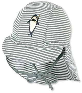 Sterntaler Schirmmütze Hai – UV-Schutz 50+ Baby Mütze mit Nackenschutz & Bindeband – Sonnenmütze aus Seersucker mit Hai-Druck – Bademode für Schwimmbad und Strand, mattgrün, Größe 47