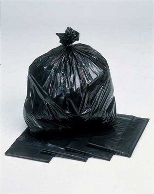 2 X Extra Heavy Duty 200 Gauge Black Bin Bags Sacks x 200