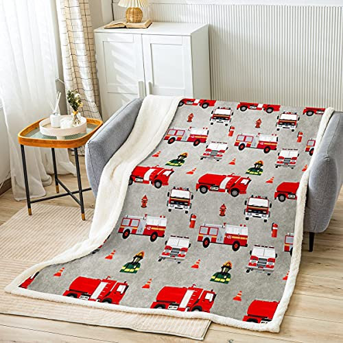 Loussiesd Kinder Feuerwehr Kuscheldecke Jungen Feuerwehr Feuerwehrmann Decke 130x150cm Rotes Feuerwehrauto Fahrzeug Muster Wohndecke für M?dchen Schlafzimmer Dekor Flanell Fleecedecke