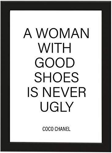 Poster DIN A4 A Woman with Good Shoes is Never Ugly, gerahmt mit schwarzem Bilderrahmen, Geschenk, Geschenkidee, Geburtstagsgeschenk, Poster mit Rahmen, Kunstdruck, Typographie (A Woman with)