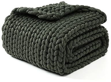 YnM Klobige Überwurfdecke, mittelschwer, handgestrickt, hautfreundlich, belüftet und atmungsaktiv, maschinenwaschbar, Heimdekoration für Couch, Sofa und Bett, Olivgrün, 152,4 x 203,2 cm