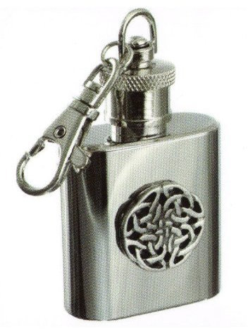 1oz hip flask keyring with Celtic badge
