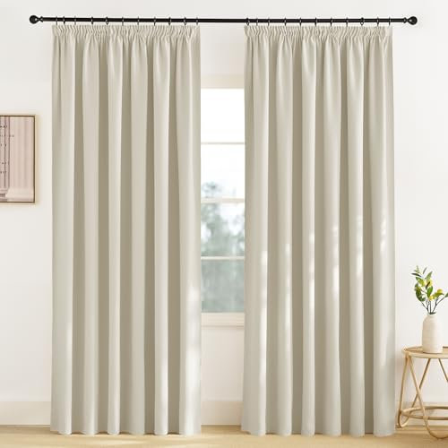 KGORGE Extra Breite Gardinen Beige 2er Set Thermovorhang Hitzeschutz Kräuselband Vorhänge Verdunkelnd Thermo Wohnzimmer 2er Set 245 x 200 cm(HxB) Verdunklungsvorhänge für Schienen, Hellbeige