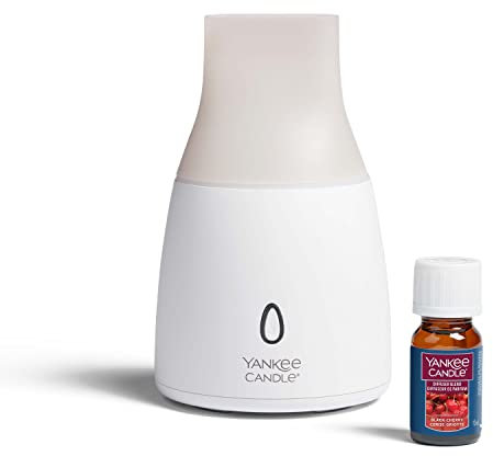 Yankee Candle - Kit difusor de aroma ultrasónico | Aceite de cereza para difusor de aroma | LED que cambian de color | Función de apagado automático | Funcionamiento silencioso | Enchufe de la UE